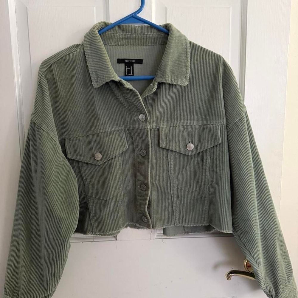 Forever 21 Sage Green Boxy Cropped Corduroy Jacket, Size M